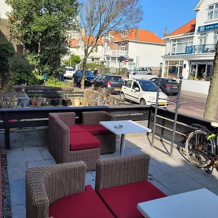Apartament Loren & Fellini Zandvoort